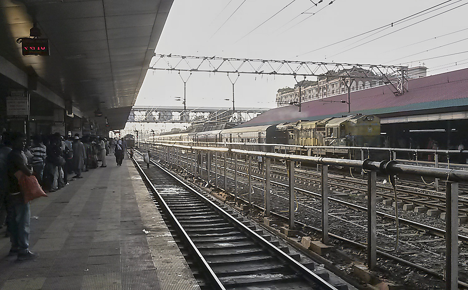 trainstation in pune